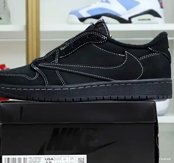 NIKE LOW AIR X PHANTOM” “BLACK TRAVIS SCOTT OG JORDAN 1 0614